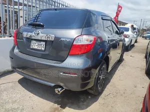 Toyota Matrix 2010 Gray