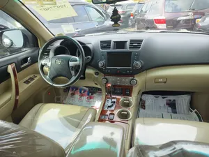 Toyota Highlander Limited 2012 Red