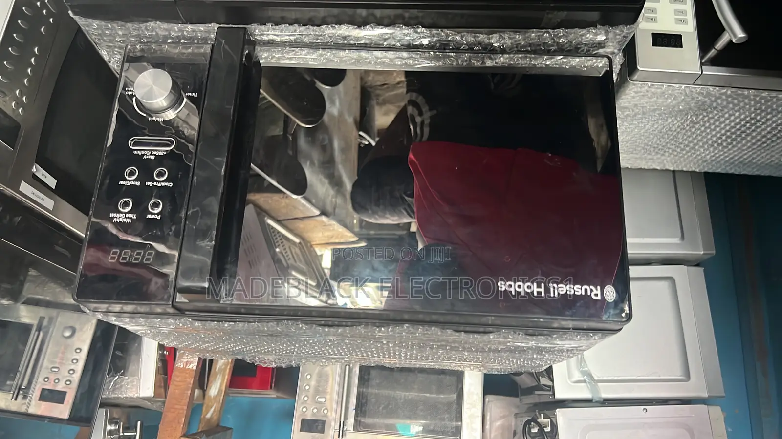 Working Perfectly and Clean London Used Microwave Available