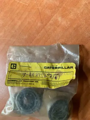 CATERPILLAR Lip Seal 4n-3713