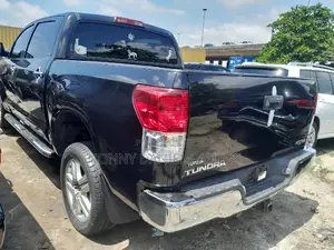 Toyota Tundra Double Cab 4x4 Limited 2010 Black
