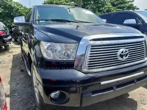 Toyota Tundra Double Cab 4x4 Limited 2010 Black