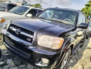 Toyota Sequoia Limited 4dr SUV 4WD (4.7L 8cyl 5A) 2007 Black
