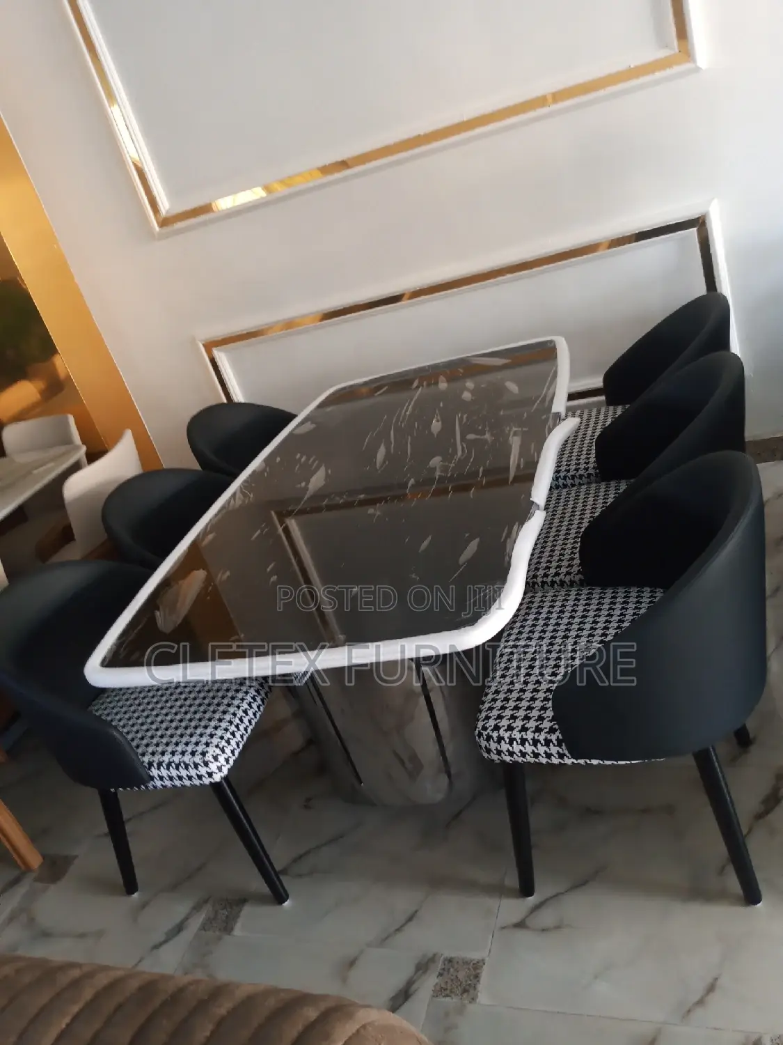 Quality Marble Top Dining by 6 Seaters