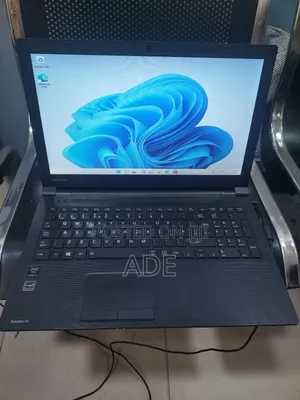 Laptop Toshiba 8GB Intel Core I3 HDD 500GB