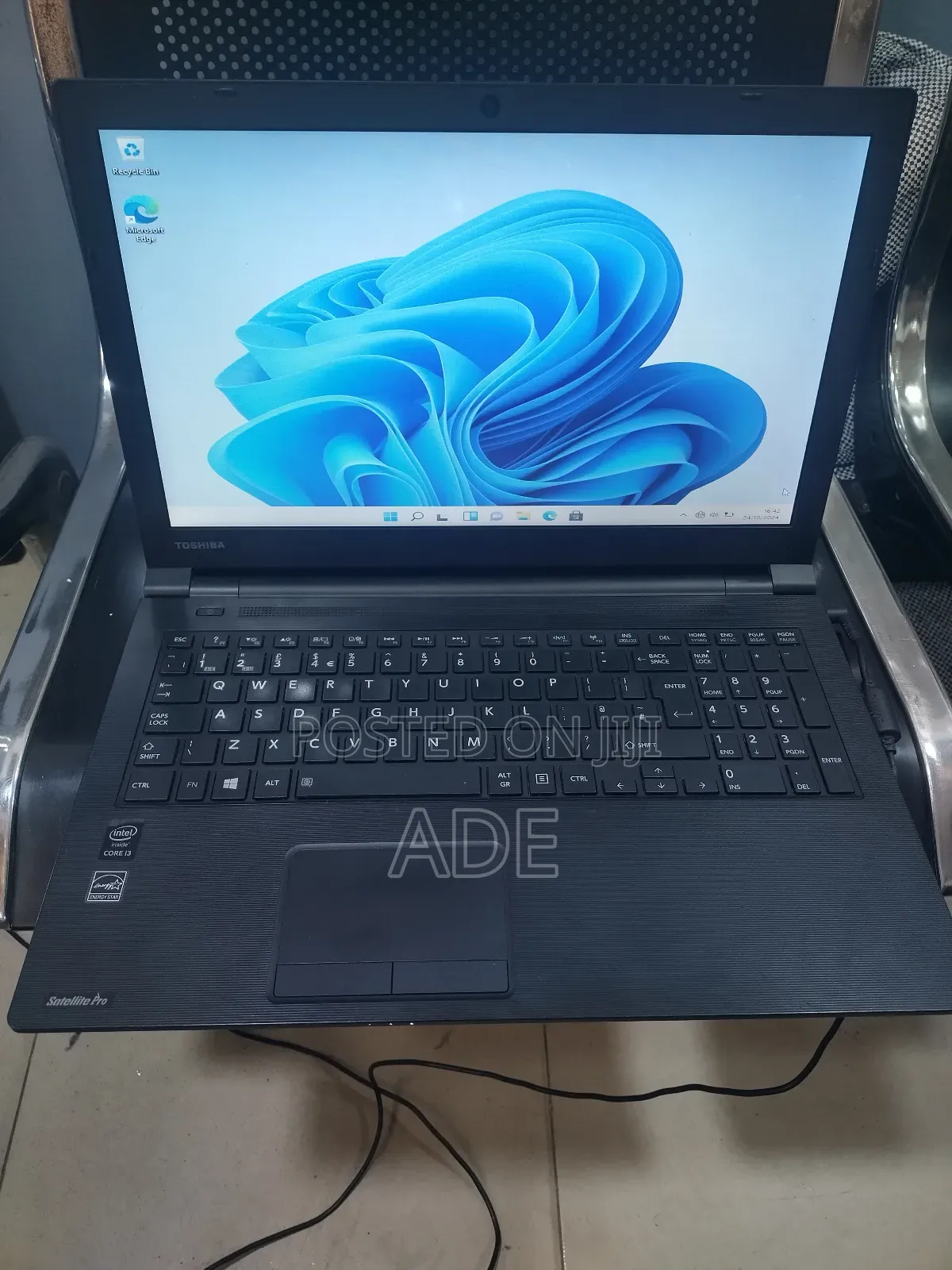 Laptop Toshiba 8GB Intel Core I3 HDD 500GB