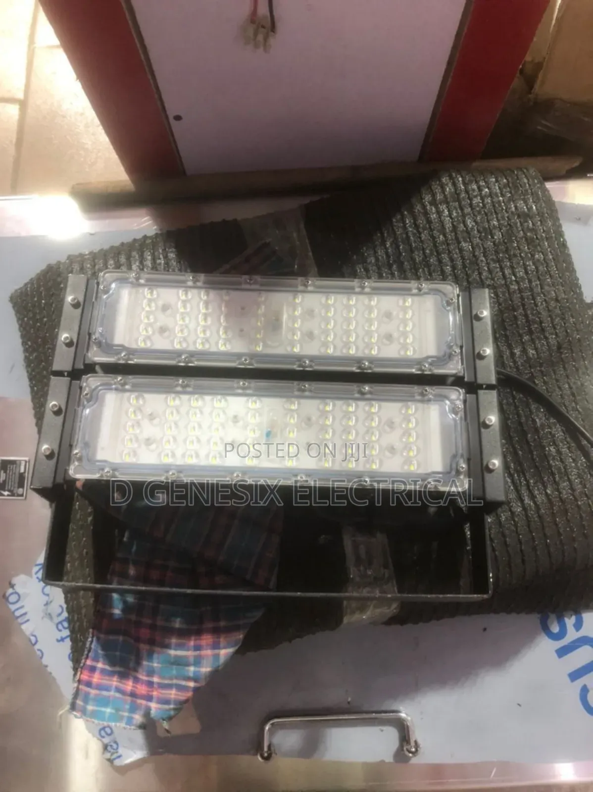 Industrial Floor Light 200watt