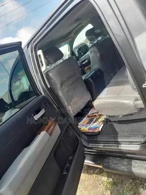 Toyota Tundra 2013 Gray