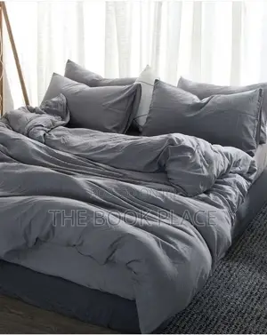 Gray Bedding Set With Duvet