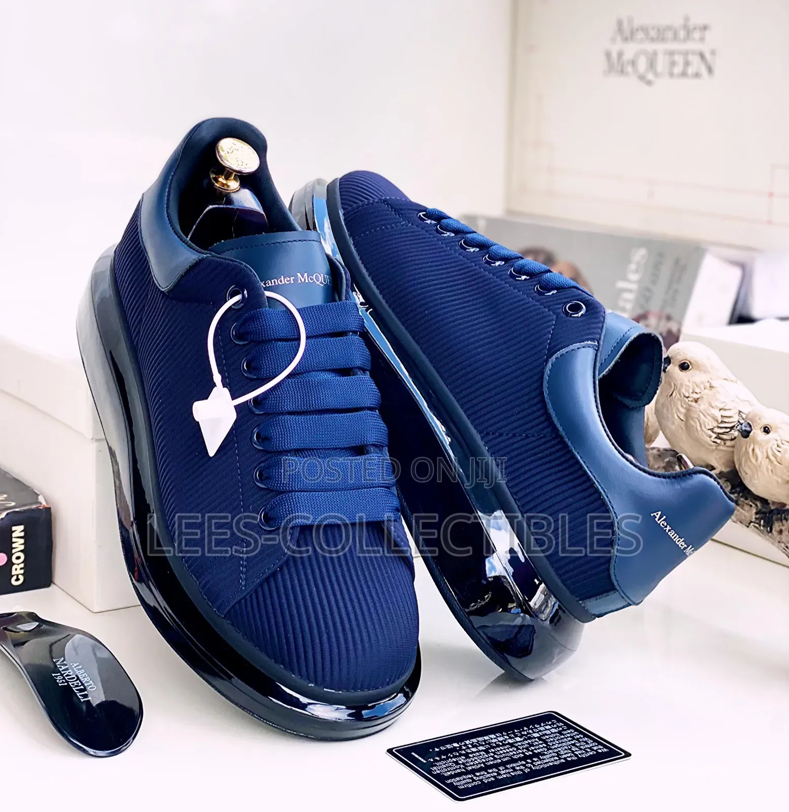 First Quality Alexander McQueen Sneakers