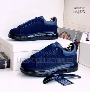 First Quality Alexander McQueen Sneakers