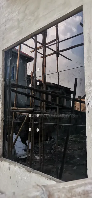 Frameless Glass Curtain Wall Window