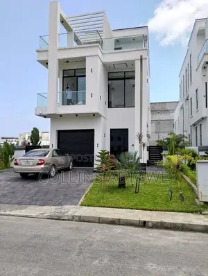 5bdrm Duplex in Vgc for sale