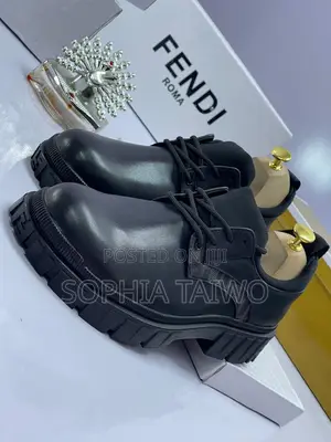 Luxury Fendi Shoe