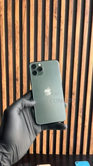 New Apple iPhone 11 64 GB Gray