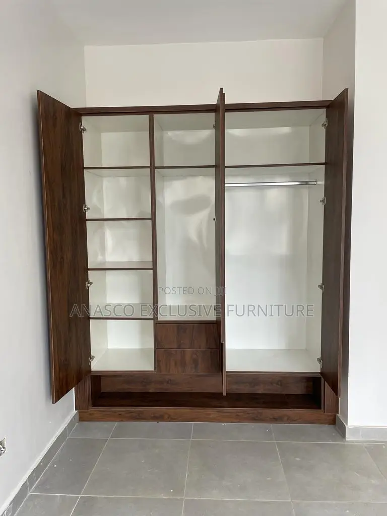Wardrobe Closet