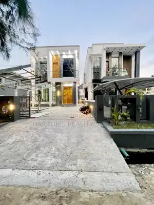 5bdrm Duplex in Lekki for sale