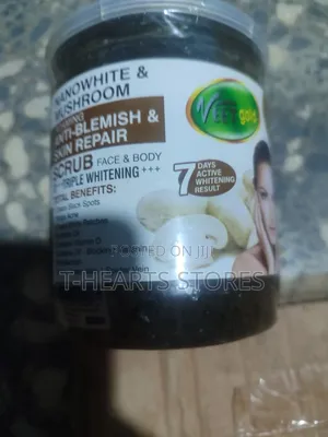 Photo - Veet Gold Nanowhite and Mushroom Face and Body Scrub