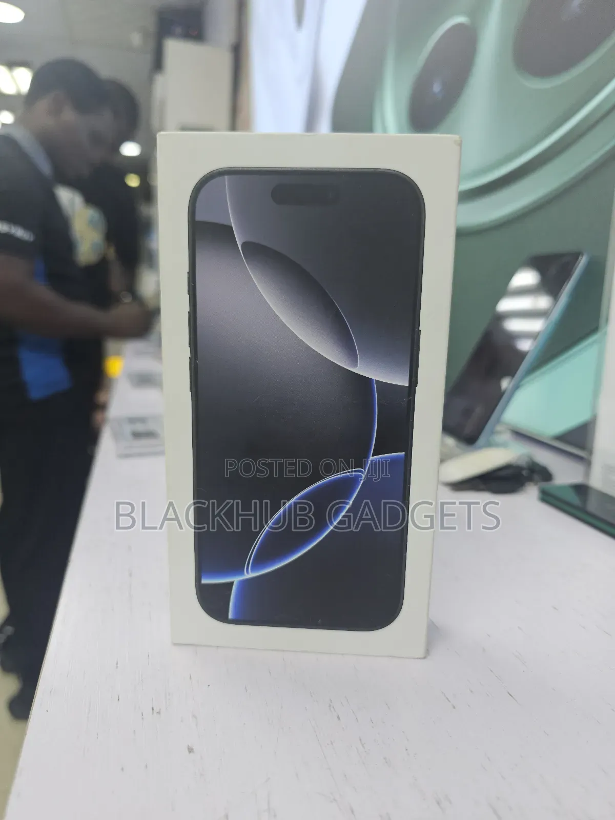 New Apple iPhone 16 Pro 256 GB