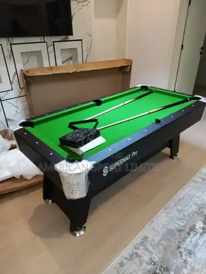 8ft Snooker With Assessories