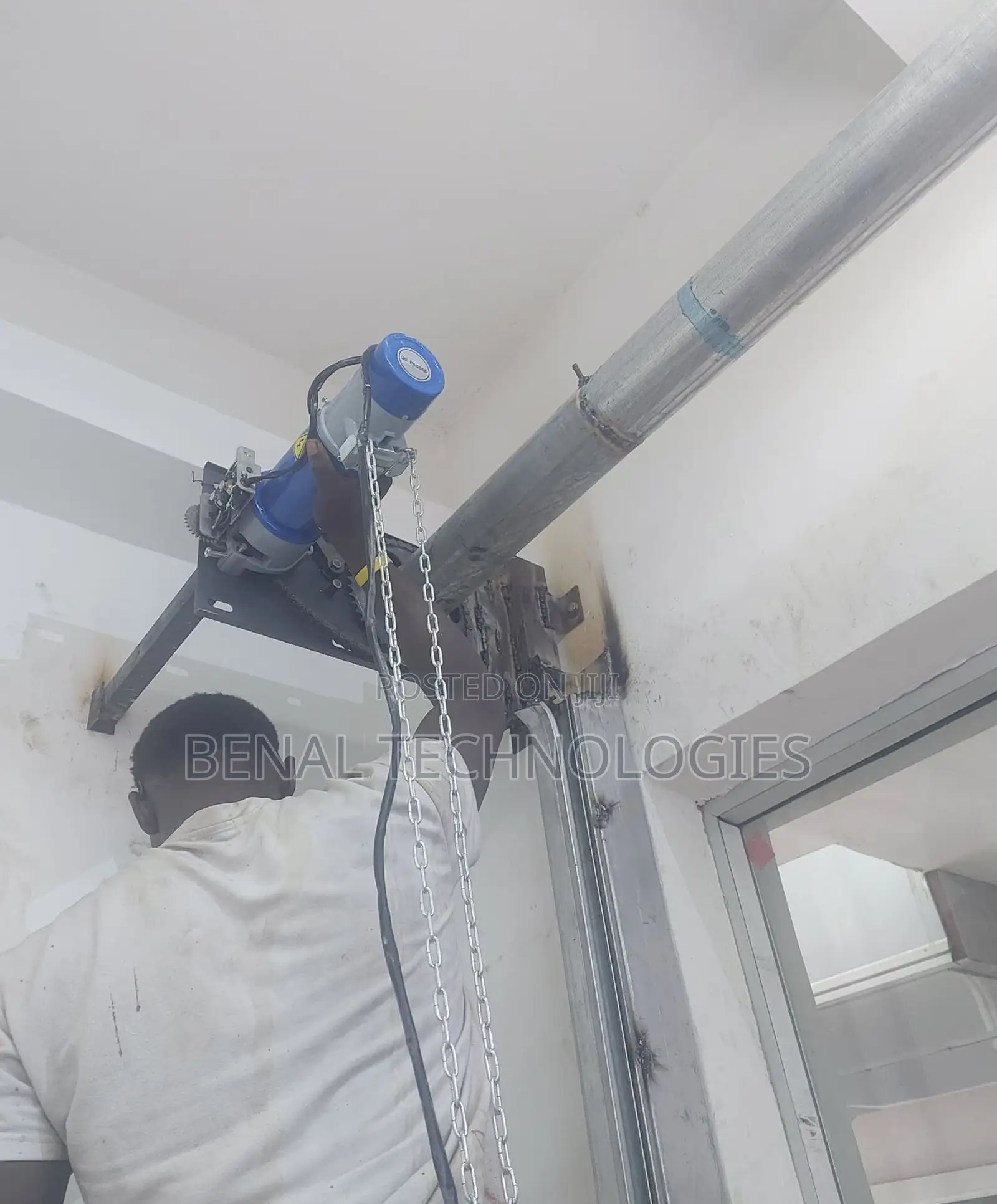 Low-Noise Electric Roller Doors