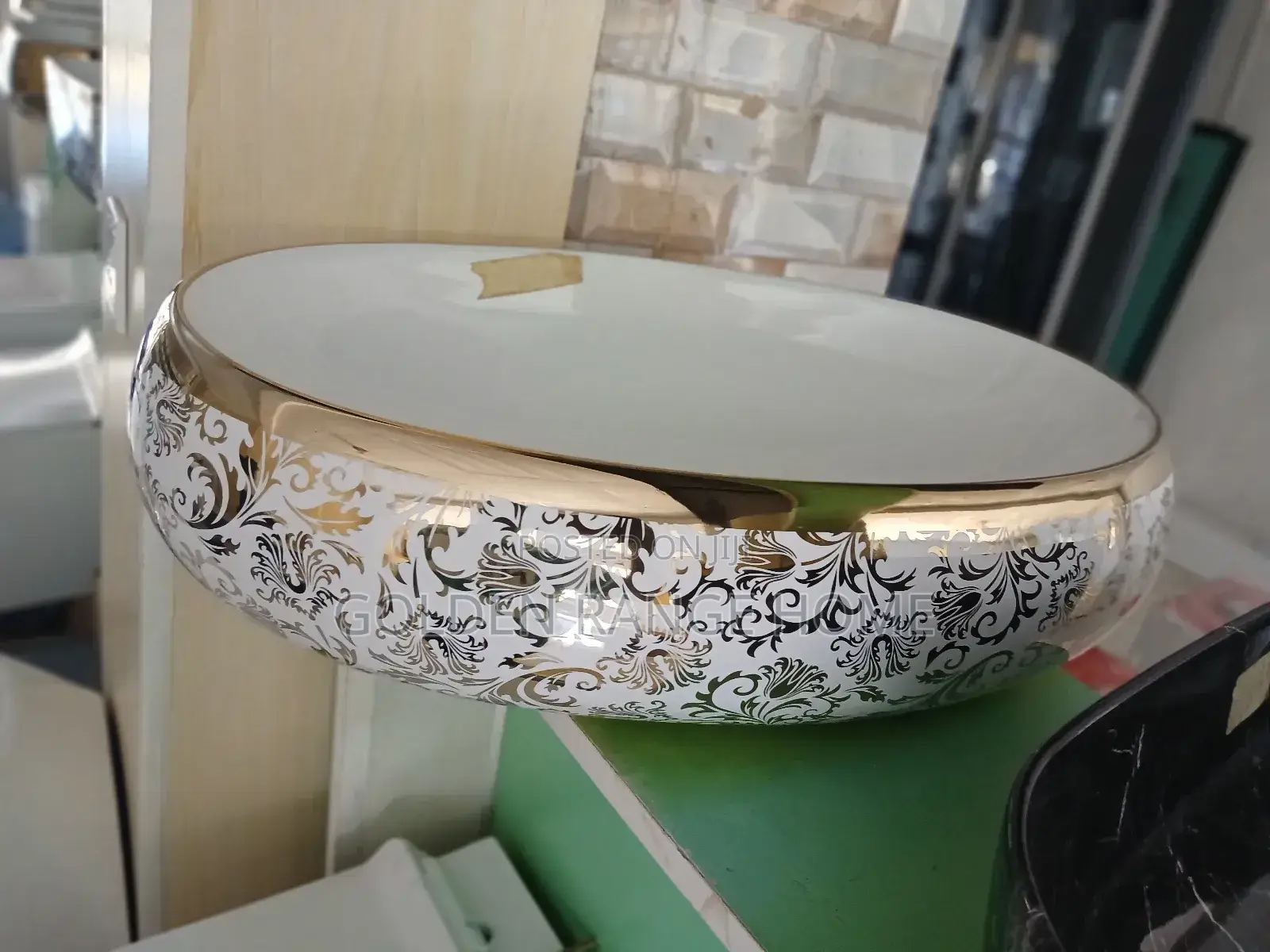 Gold Ceramic Countertop Basin