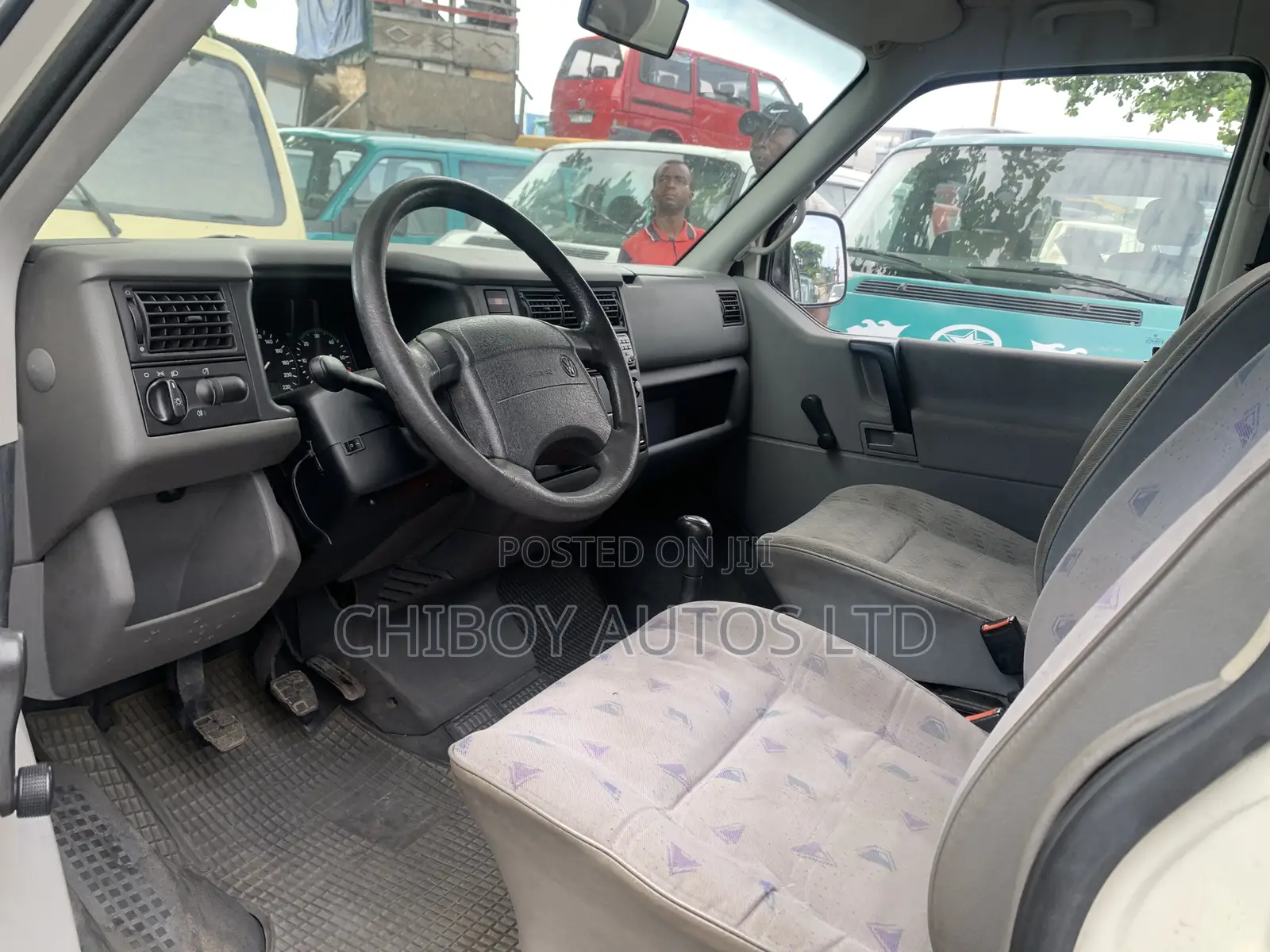 Volkswagen Transporter 2002 White