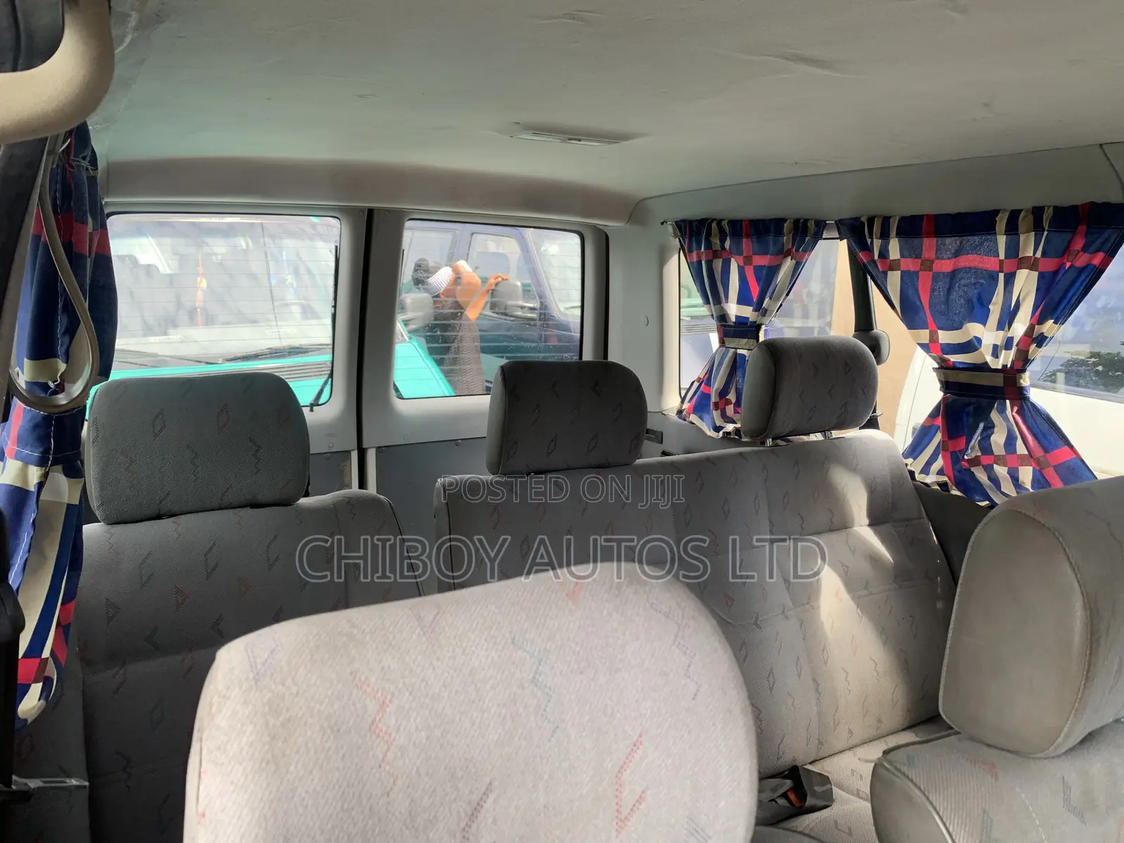Volkswagen Transporter 2002 White