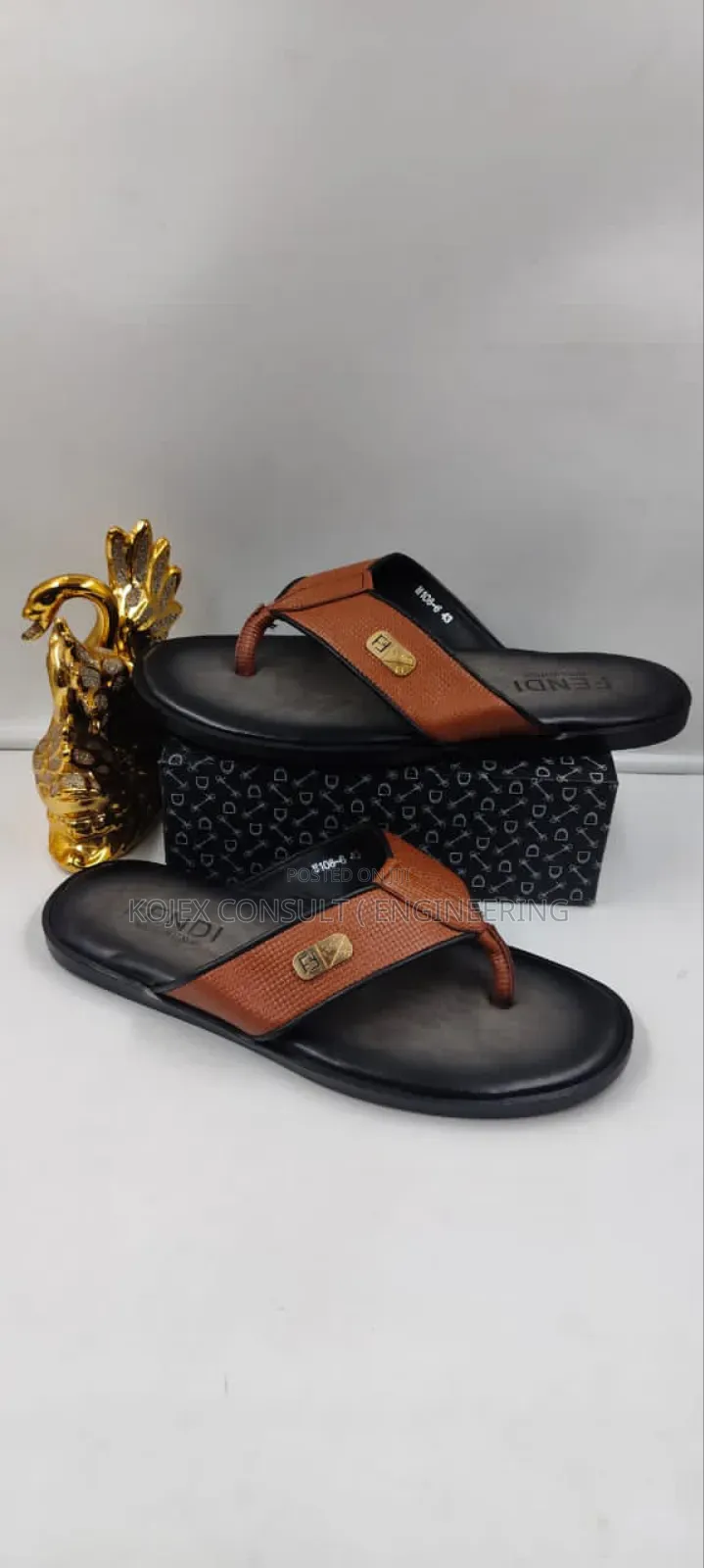 Fendi Leather Men Slippers