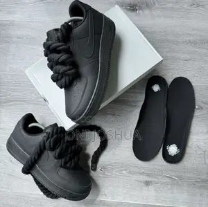 Nike Big Chunky Lace