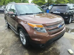 Ford Explorer Limited 4dr SUV AWD (3.5L 6cyl 6A) 2015 Brown
