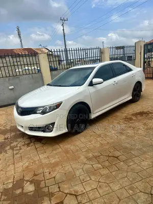 Toyota Camry SE Limited Edition 4dr Sedan (2.5L 4cyl 6A) 2012 White