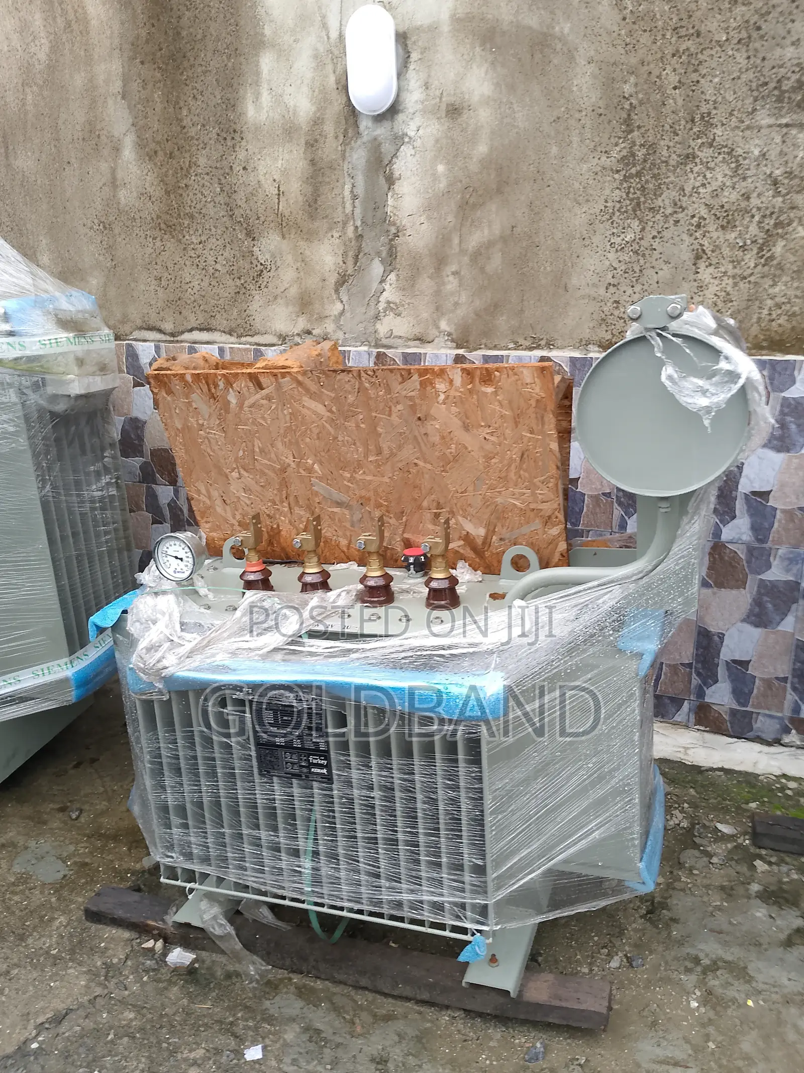 MEKSAN 300kva/11 Power Efficient Distribution Transformer