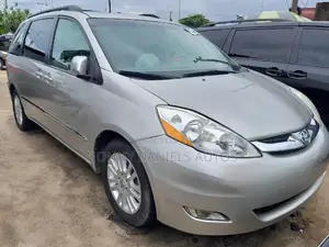 Toyota Sienna XLE Limited 4WD 2008 Silver