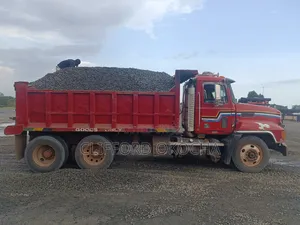Black Iron Chippings Granite