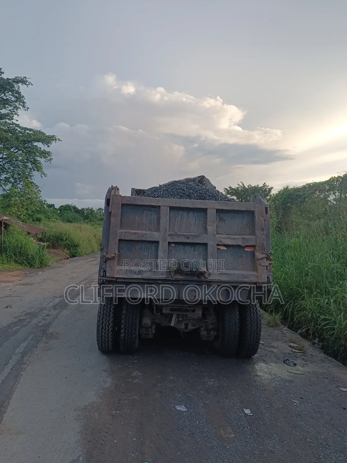 Quality Black Iron Chippings Granite