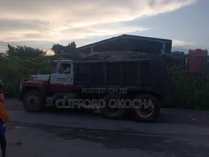 Quality Black Iron Chippings Granite