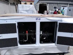 Top-Notch 100% UK 40kva Perkins DIESEL Soundproof Generator
