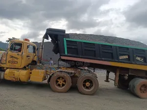 Black Iron Chippings Granite
