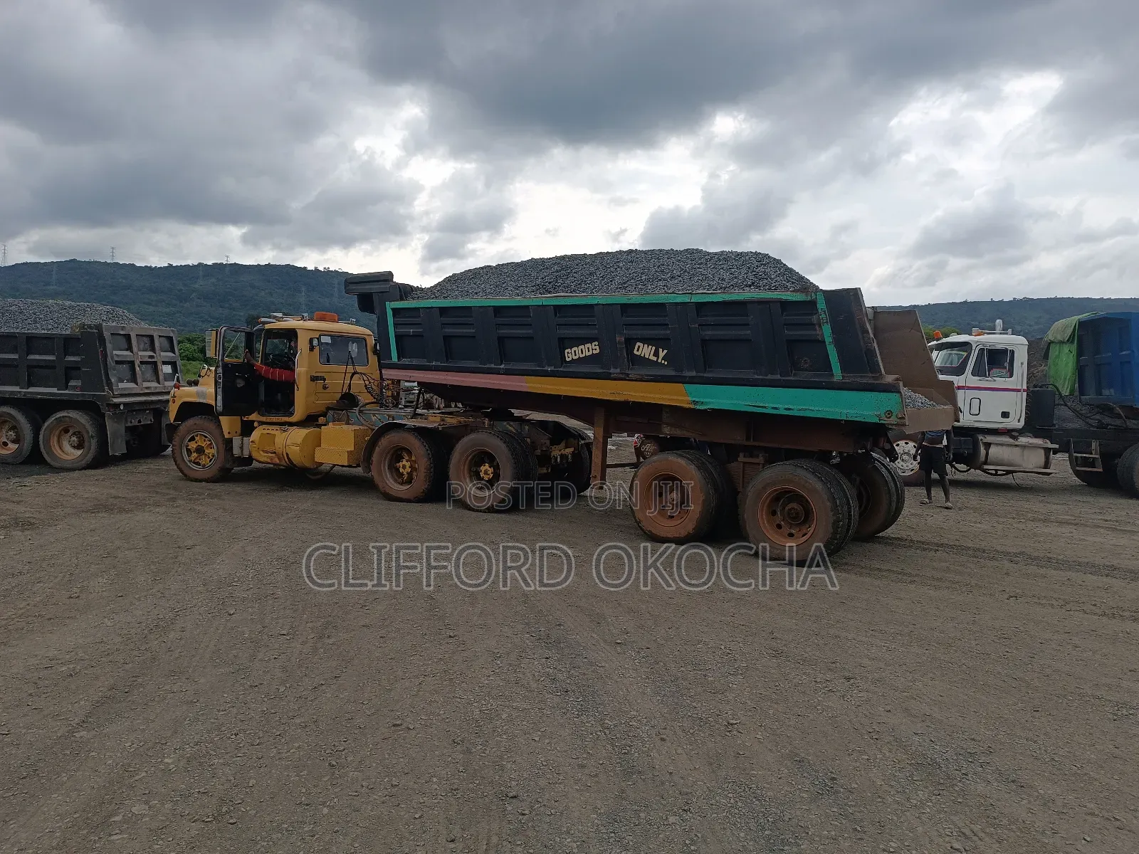 Black Iron Chippings Granite