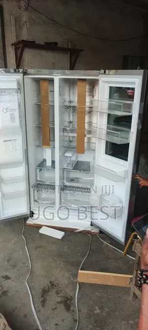 LG Knock Knock Fridge Side By Side With Ice Cube