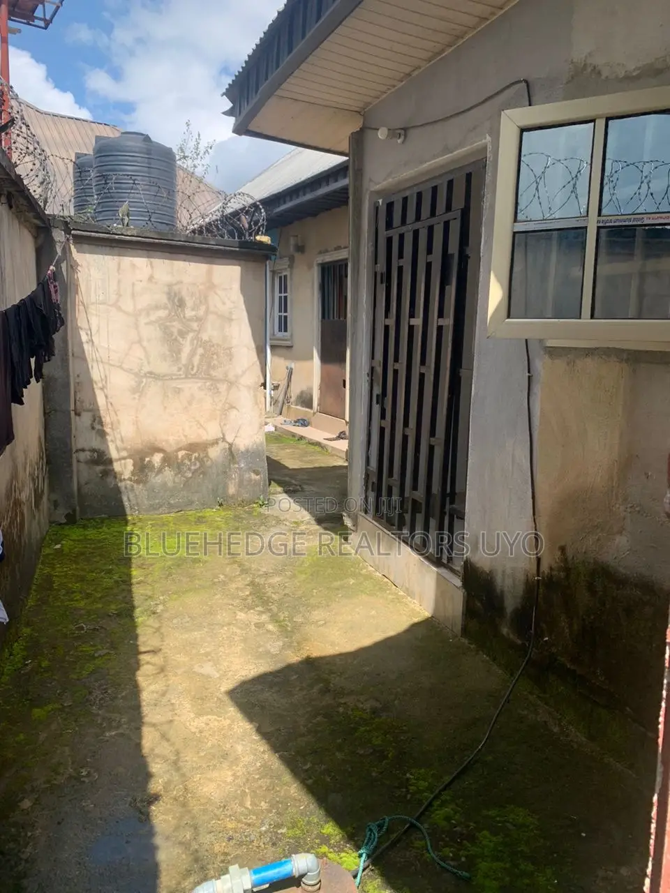 2bdrm Block of Flats in Itu Road, Uyo for sale