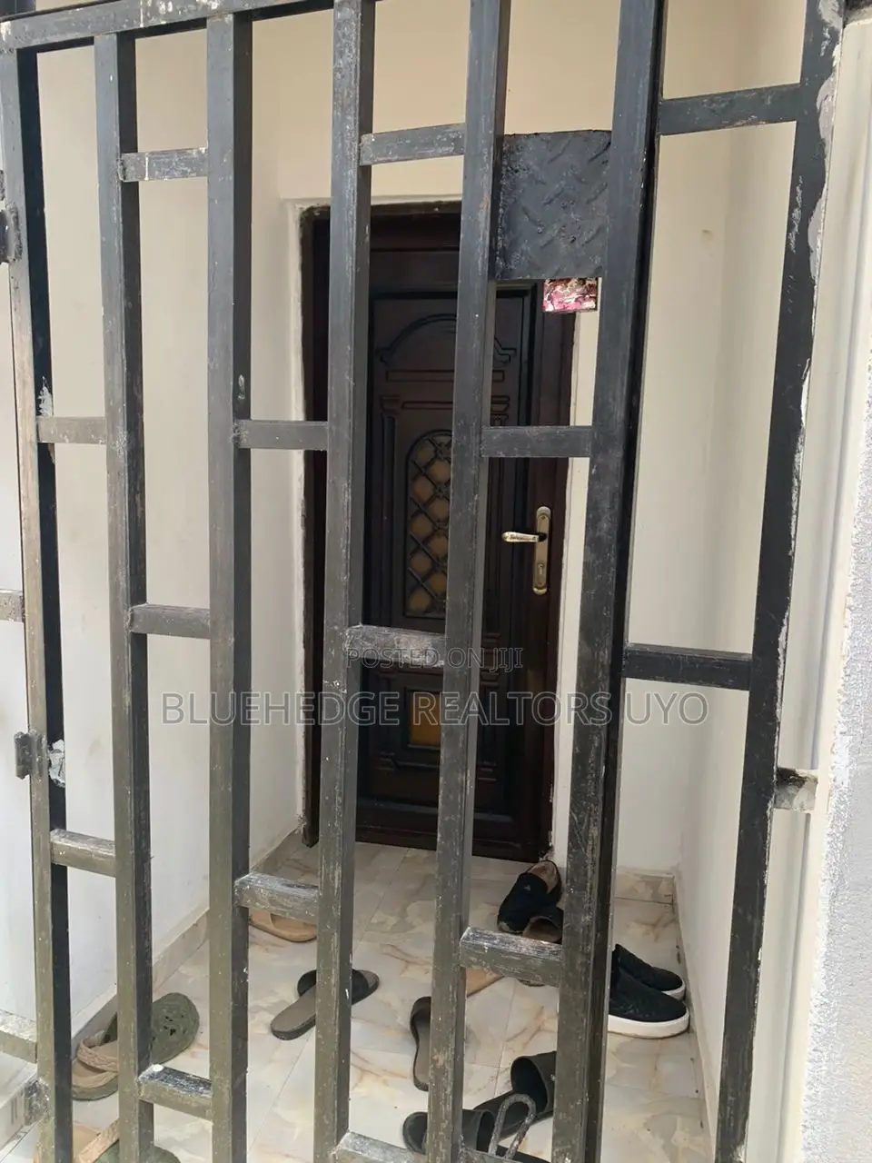 2bdrm Block of Flats in Itu Road, Uyo for sale