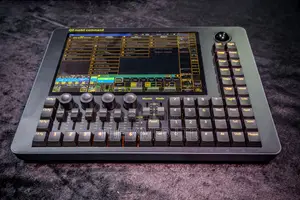 Ma Command Mobile DMX Lighting Controller