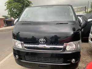 Toyota HiAce 2012 Black