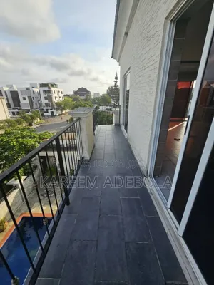 4bdrm Penthouse in Banana Island for rent
