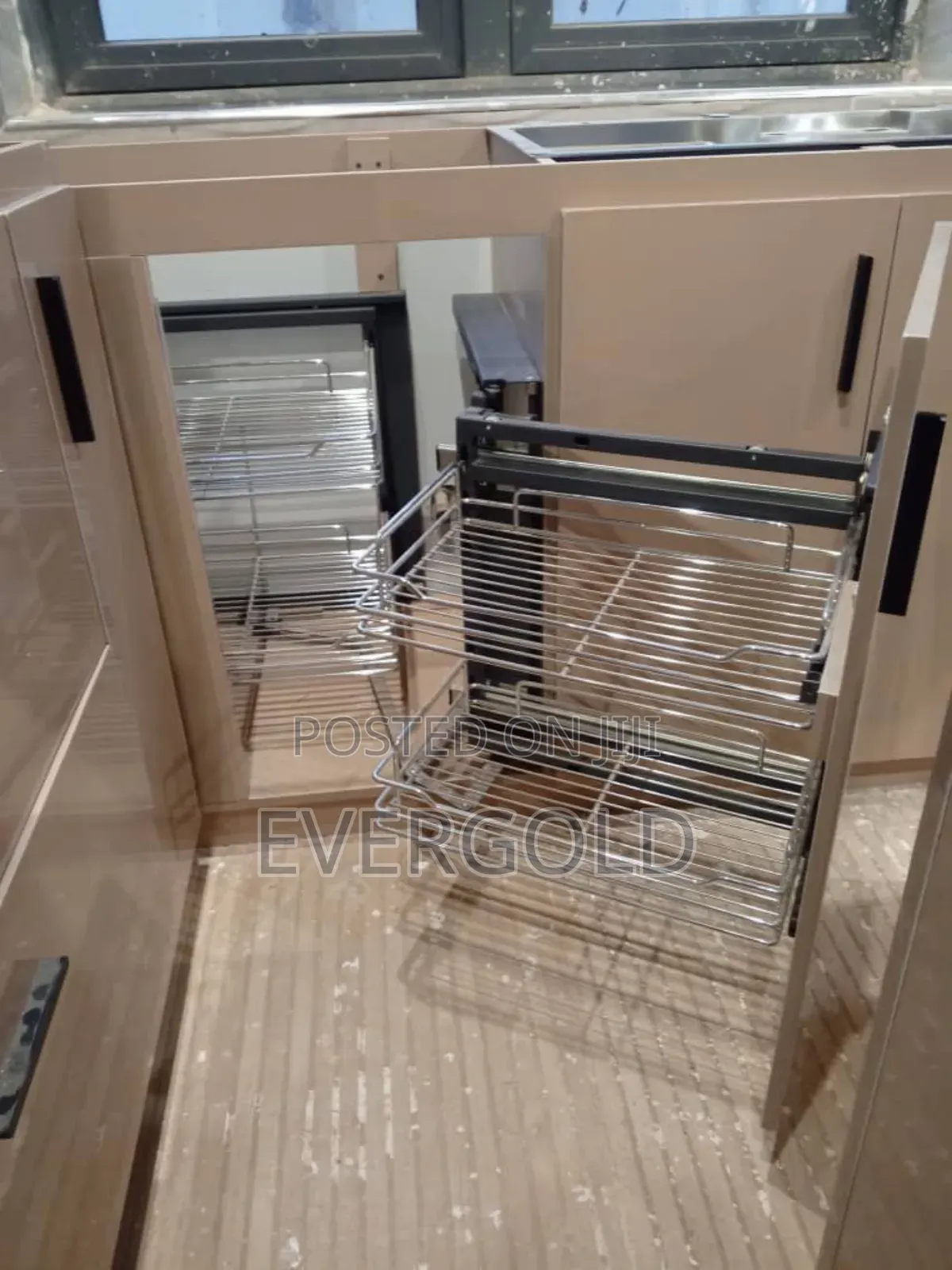 Drawer Magic Corner Available With Complete Accessories