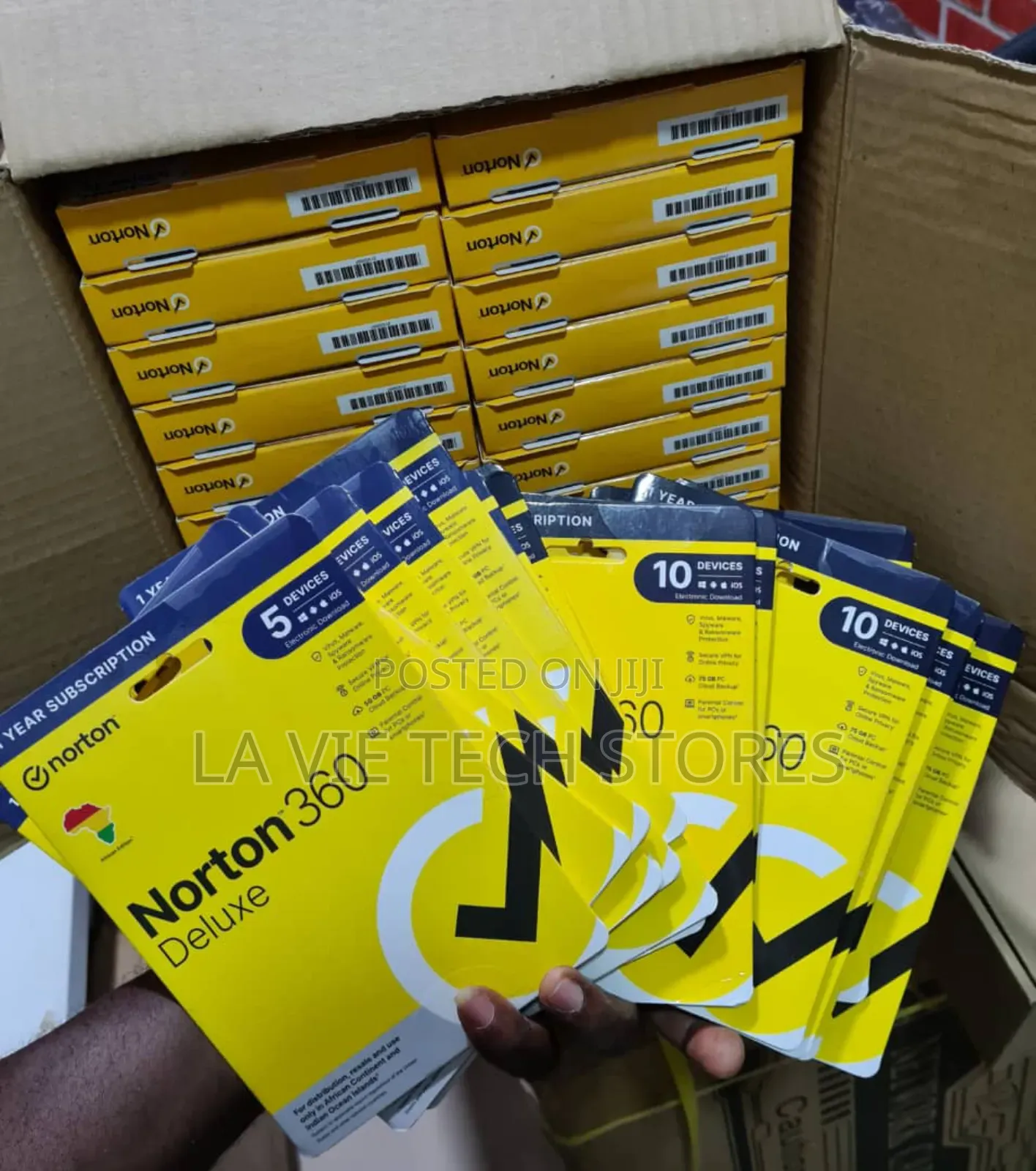 Norton 360 Deluxe 2024, Antivirus Software for 5 Devices