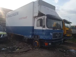 Man Container Body Truck 12.232