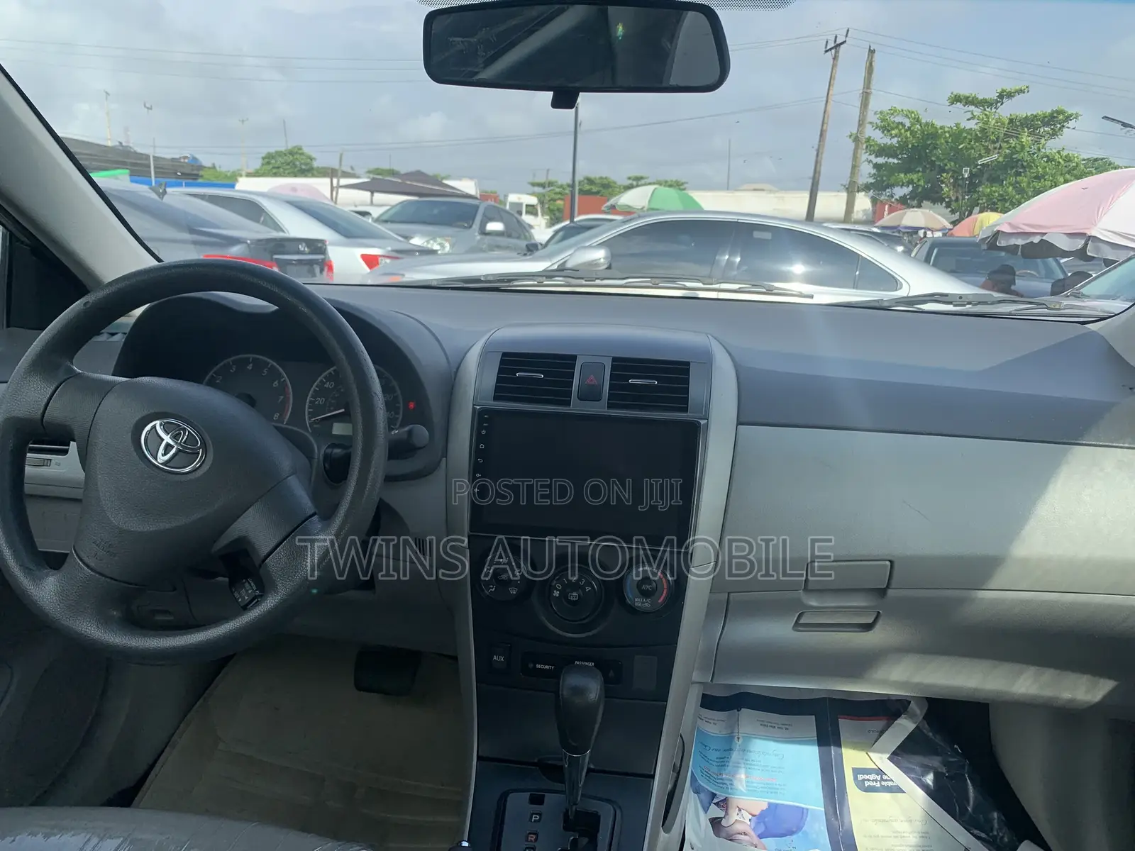 Toyota Corolla 2010 Silver